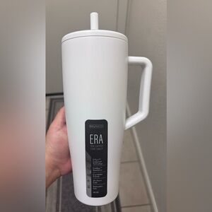 LIMITED EDITION BruMate 40oz Era, MATTE WHITE